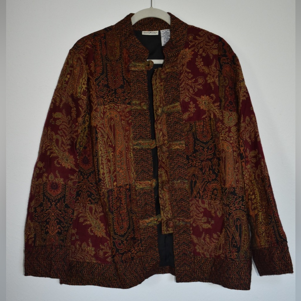 Vintage White Stag Tapestry Toggle Jacket Womens XL in Burgundy, Gold and Black
